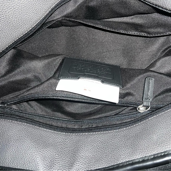 Coach LARGE travel bag/tote  EUC - Picture 11 of 12